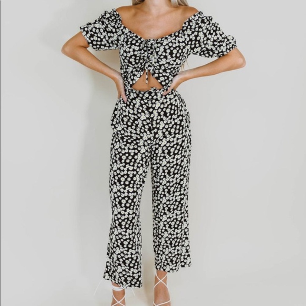 KITTENISH KELSIE MIDNIGHT FLORAL CUTOUT JUMPSUIT